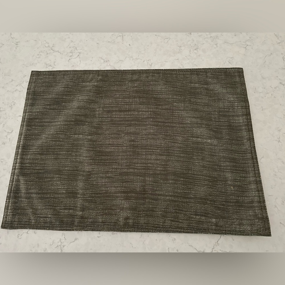 Nobility Reversible Green/Striped Placemats-6